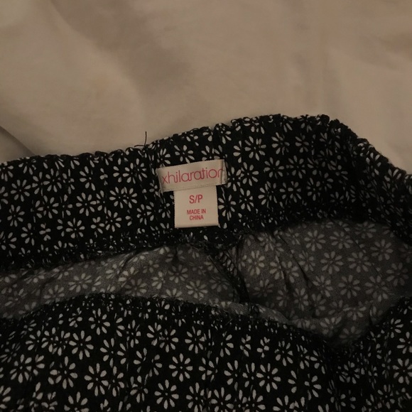 Flower pants - Picture 4 of 4